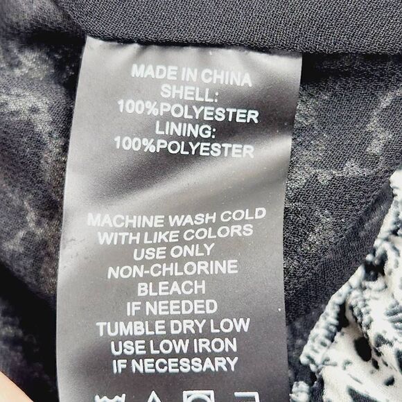 Vince Camuto blouse black white Size XS - Picture 6 of 6